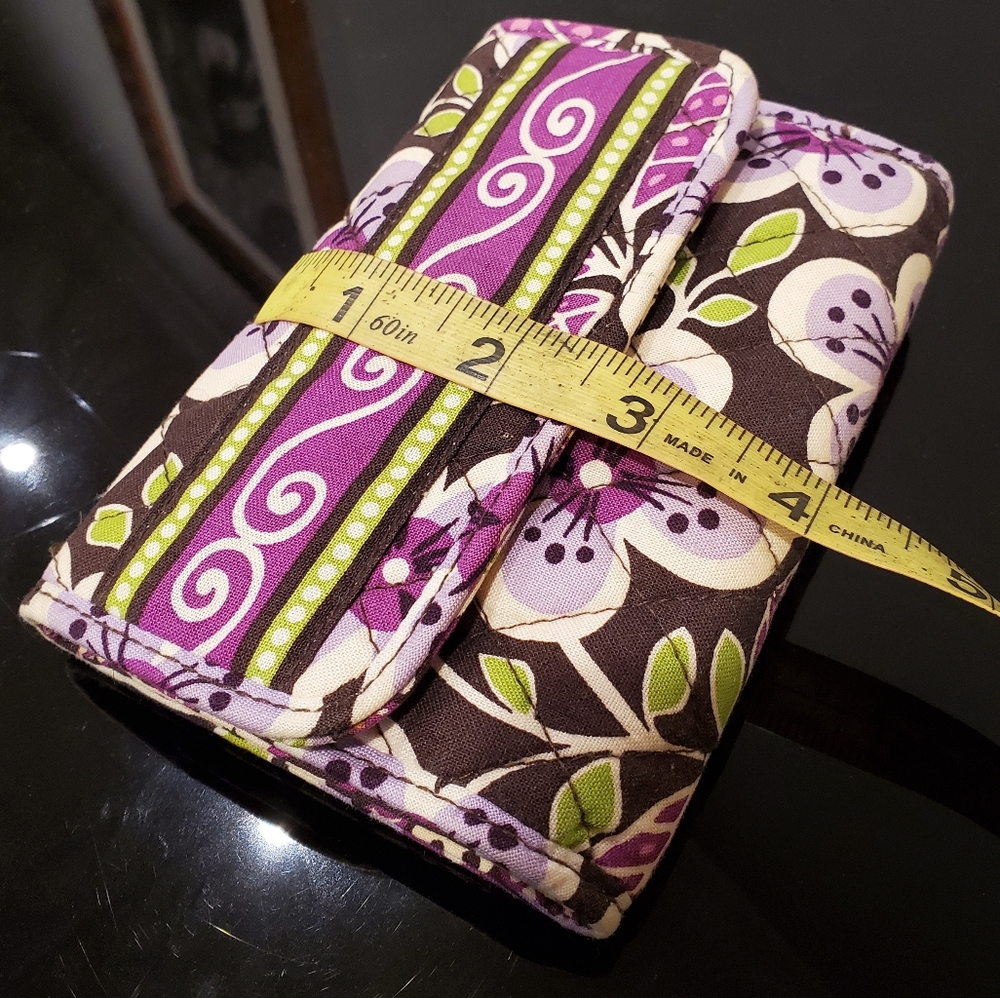 VERA BRADLEY Compact Wallet - Picture 3 of 9